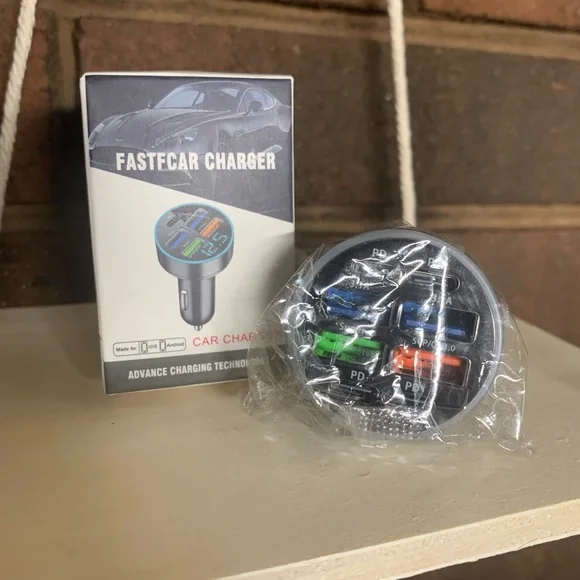 Multi-Port USB Car Charger - Picture 6 of 7